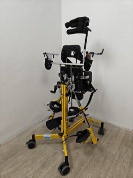 Вертикализатор с разведением ног для детей с ДЦП R82 Gazelle PS размер 1 б/у