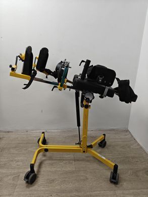 Вертикализатор с разведением ног для детей с ДЦП R82 Gazelle PS размер 1 б/у