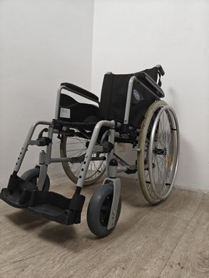 Инвалидная коляска 42 см Invacare Action 1NG б/у