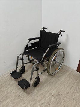 Складний інвалідний візок 46 см B&B S-ECO 2 з гальмами на ручках б/в
