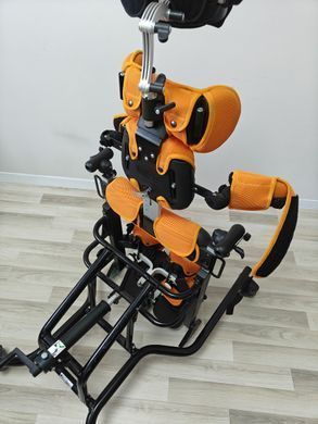 Вертикалізатор для дітей з ДЦП 135-170 см Leckey Mygo Stander р 2 б/в