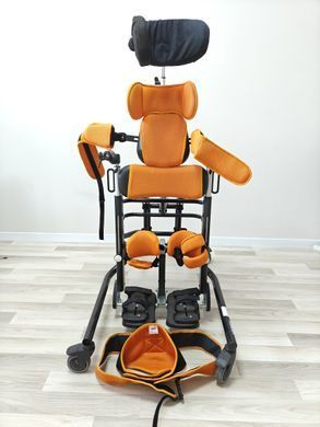 Вертикалізатор для дітей з ДЦП 135-170 см Leckey Mygo Stander р 2 б/в